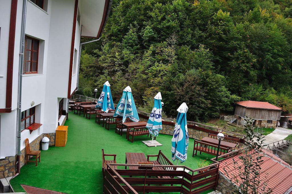 Fisherman'S Hut Family Hotel Beden Exterior photo