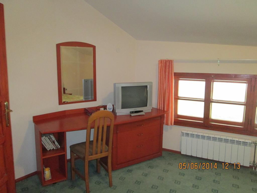 Fisherman'S Hut Family Hotel Beden Exterior photo