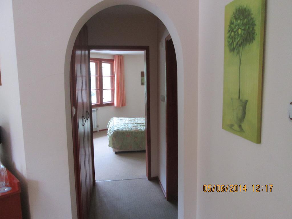 Fisherman'S Hut Family Hotel Beden Room photo