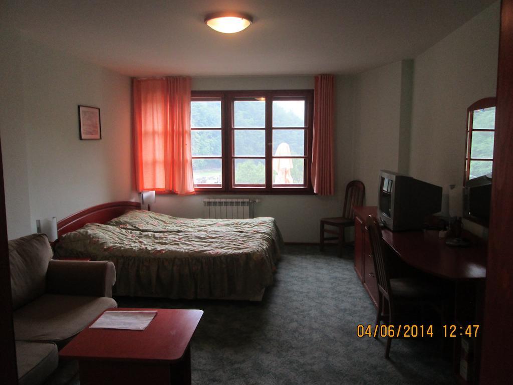 Fisherman'S Hut Family Hotel Beden Room photo